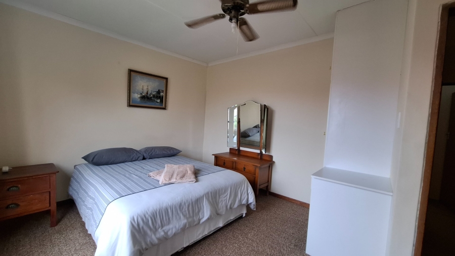 5 Bedroom Property for Sale in Witsand Western Cape